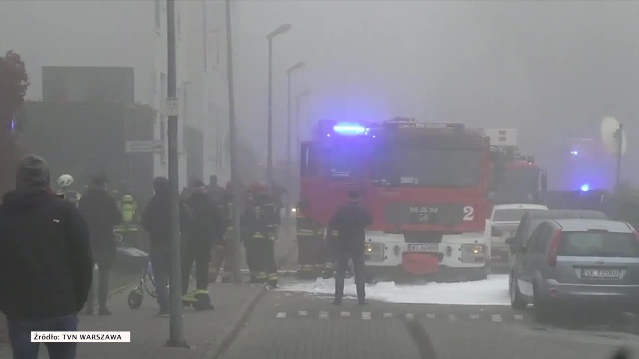 50 aut spłonęło w pożarze podziemnego garażu w Warszawie