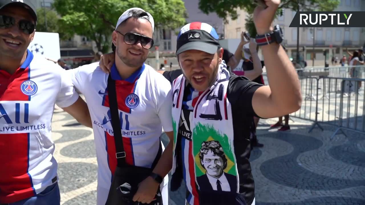 Nie wejdą na stadion, ale przyjechali dopingować. Kibice Bayernu i PSG pełni wiary przed finałem Ligi Mistrzów