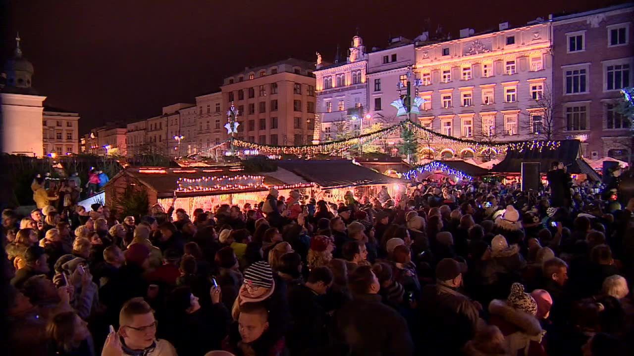 Na Rynku w Krakowie rozpoczęły się świąteczne targi