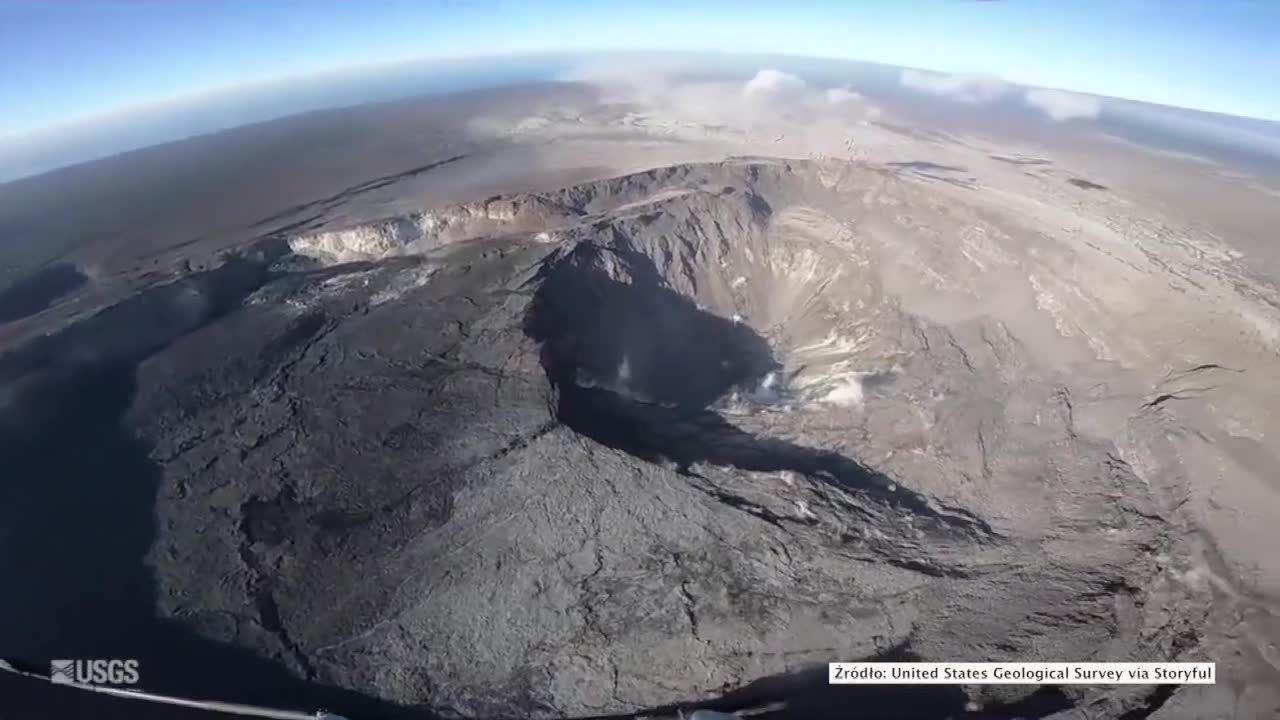 Erupcja trzykrotnie pogłębiła i dwukrotnie poszerzyła krater. Lotnicze zdjęcia hawajskiego wulkanu Kilauea