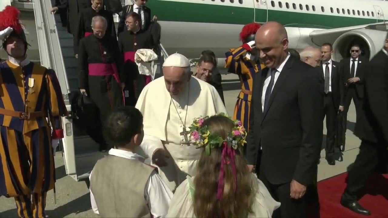 Papież Franciszek przybył do Szwajcarii z ekumeniczną wizyta