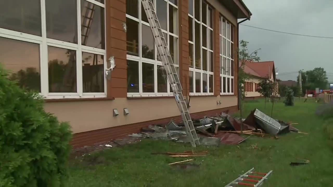 Trąba powietrzna pod Tarnowem. “Było ciemno i straszna wichura”