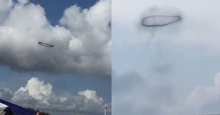 Plażowicze w szoku. Na niebie pojawiło się coś dziwnego, zmieniło kształt i zniknęło.