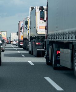 Zablokowana A4 po karambolu. Są ranni