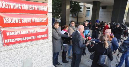Wybory prezydenckie 2020. Kandydaci z podpisami poparcia od zmarłych