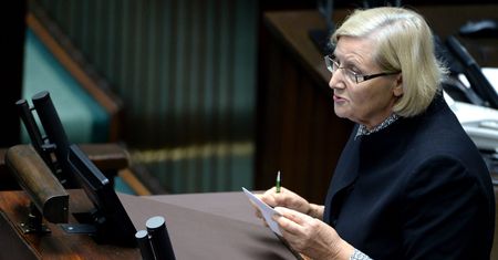 PO chce nagany dla Józefy Hrynkiewicz za "Niech jadą"