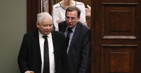 Kulisy rozmów w siedzibie PiS na Nowogrodzkiej. Rządowe "puzzle" układają się w całość