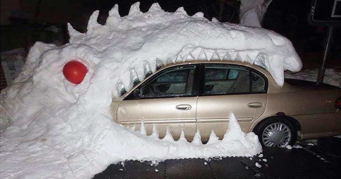 12 śmiesznych sposobów na wykorzystanie śniegu. Ich twórcy byli bardzo kreatywni
