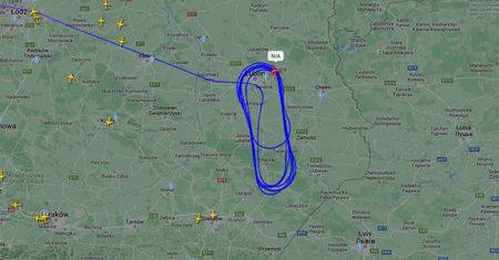 Amerykański samolot wojskowy Boeing KC-135 R Stratotanker od rana krążył nad Lublinem i regionem. Znamy powód