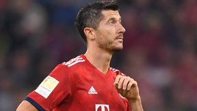 Robert Lewandowski między niebem a ziemią. Za mały na wielkie mecze?