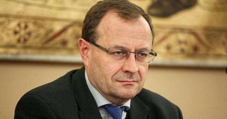 Obowiązkowa służba wojskowa? Prof. Dudek wskazał rozwiązanie