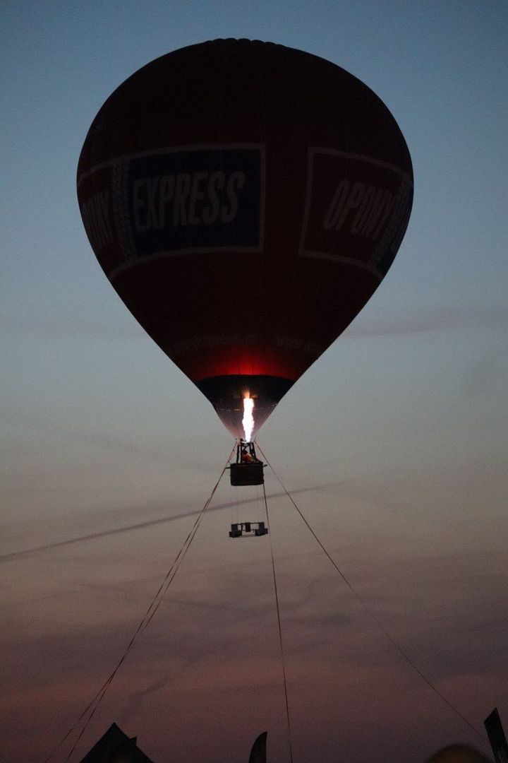 Wielki finał Antidotum Airshow Leszno 2025 zachwycił publiczność zgromadzoną na lotnisku