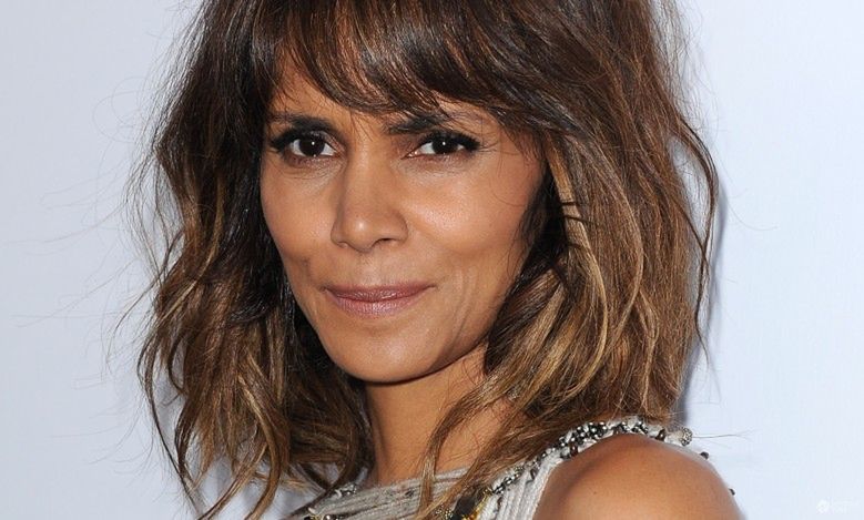 Halle Berry topless na Instagramie