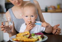 Jak zachęcić roczne dziecko do jedzenia?