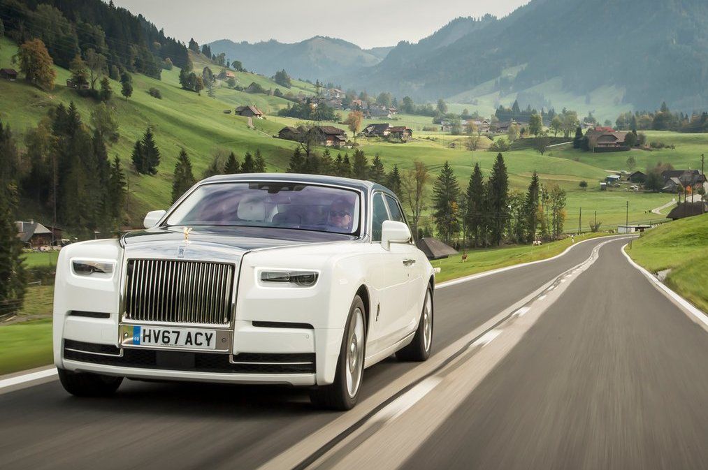 Rolls-Royce to coraz popularniejsza marka w najbiedniejszym kraju Unii Europejskiej.