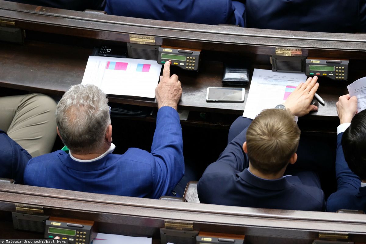 Dotychczasowe "maszynki" do głosowania zostały w Sejmie wymienione / Zdjęcie z 2018 roku