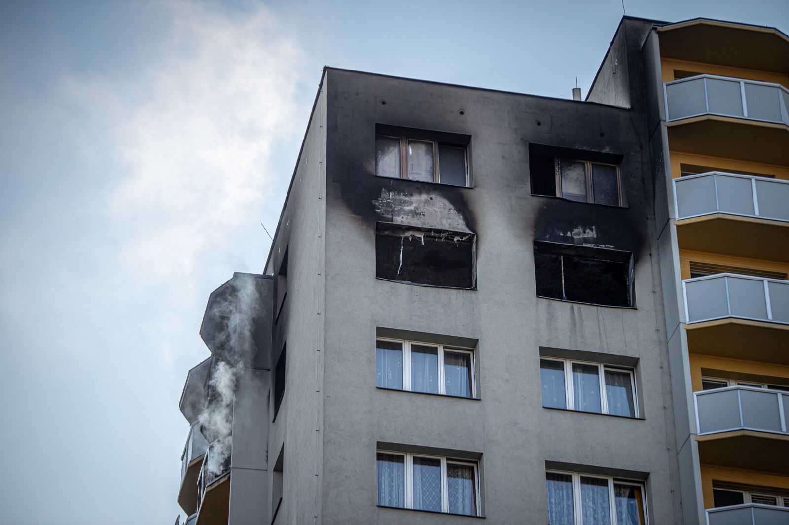 Koszmar w Czechach. Zapłonął wieżowiec. Ludzie skakali z najwyższych pięter