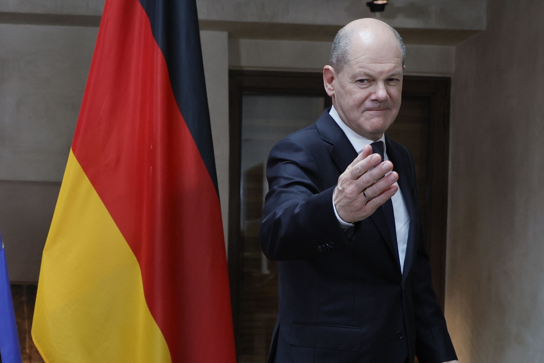 MUNICH, GERMANY - FEBRUARY 17: German Chancellor Olaf Scholz (R) and King Abdullah II of Jordan pose for the media during bilateral talks at the 'Bayerischer Hof' hotel, the venue of the 60th Munich Security Conference (MSC) on February 17, 2024 in Munich, Germany. More than 500 high-level international decision-makers meet at the 60th Munich Security Conference in Munich during their annual meeting from 16 to 18 February 2024 to discuss global security issues. (Photo by Ronald Wittek - Pool/Getty Images)