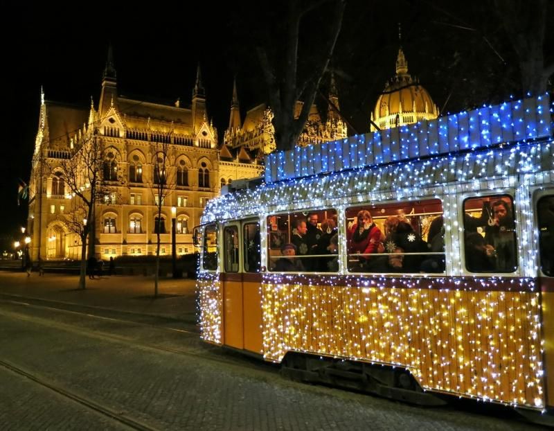 „Tramwaj światła" w Budapeszcie