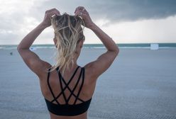 "Kości na piasku". O skinny-shamingu na plaży