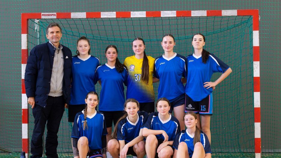 Licealiada w futsalu dziewcząt. II LO Jelenia Góra mistrzem