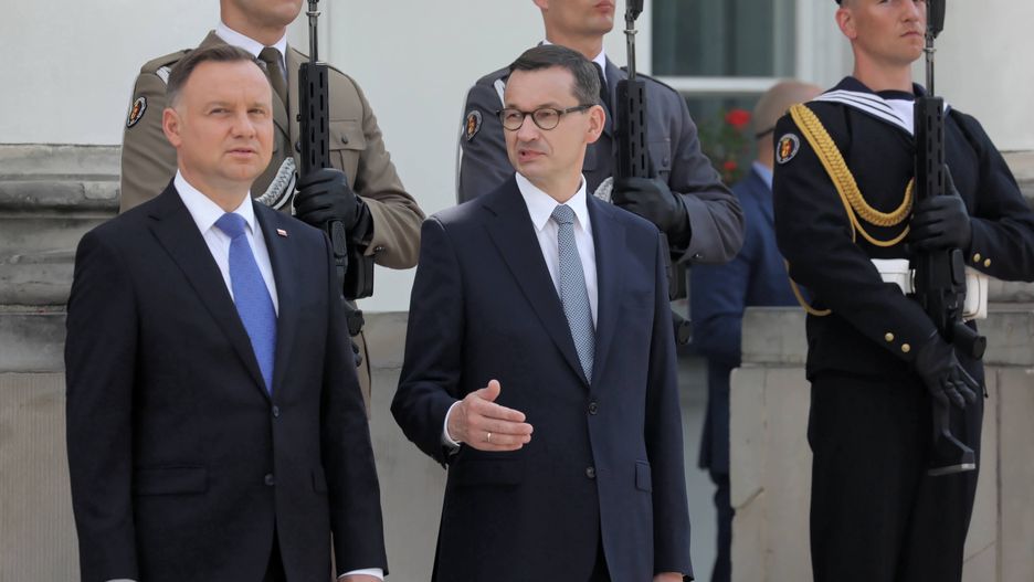 Mateusz Morawiecki negocjuje z Andrzejem Dudą. Chodzi o weto