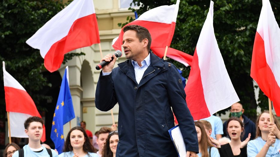Wybory prezydenckie 2020. Rafał Trzaskowski przypomina Andrzejowi Dudzie jego przeszłość. "Rozumiem tę nostalgię"