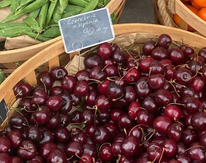 Cena za czereśnie na Saskiej Kępie: 90 zł za kilogram