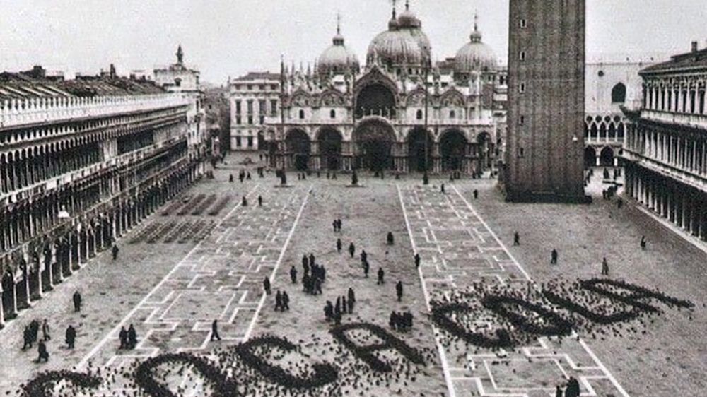 Historyczna reklama Coca Coli wykorzystuje tysiące gołębi 1