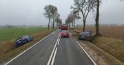 Kolizja trzech samochodów osobowych w Sikorzu