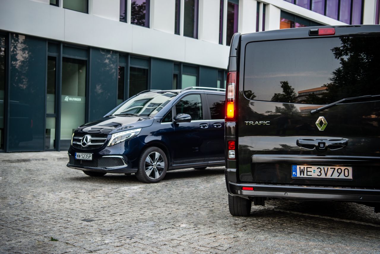 Renault Trafic SpaceClass vs. Mercedes Klasy V