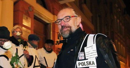 Kijowski próbuje wzbudzać litość w telewizji: "Dobrzy ludzie ROBIĄ MI ZAKUPY"