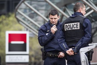 Strzelaniny we Francji. Ataki w "Liberation" i przed bankiem, policja ochrania media