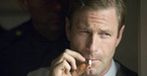 Aaron Eckhart poszpieguje