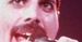 Daniel Radcliffe jako Freddie Mercury