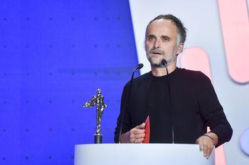 Artur Rojek pokazał zdjęcie z dzieciństwa. "Gruby, mały"