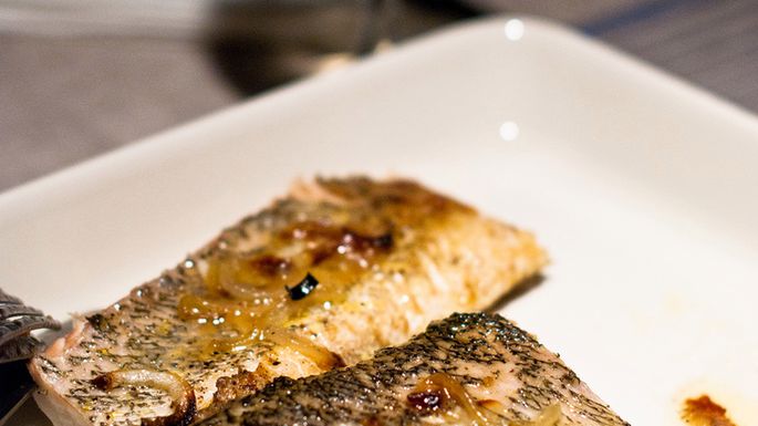 Szczupak poddany obróbce wysuszającej mięso