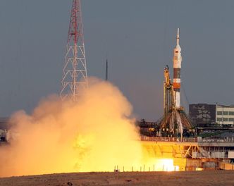 Sojuz wystartował. Na pokładzie rosyjsko-amerykańska załoga