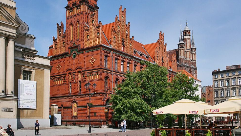 Pogoda w Toruniu. Prognoza na poniedziałek 8 grudnia. Dużo chmur, możliwe mgły