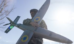 Drony zaatakowały rosyjskie zakłady przemysłowe w Kraju Permskim. Wybuchł pożar