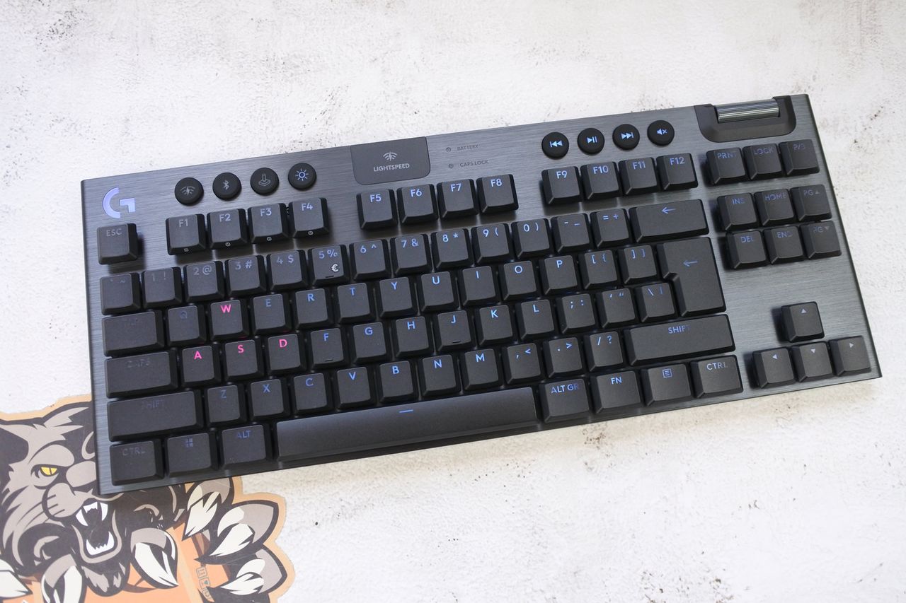 Logitech G915 X — Rolls-Royce wśród niskoprofilowych klawiatur dla graczy