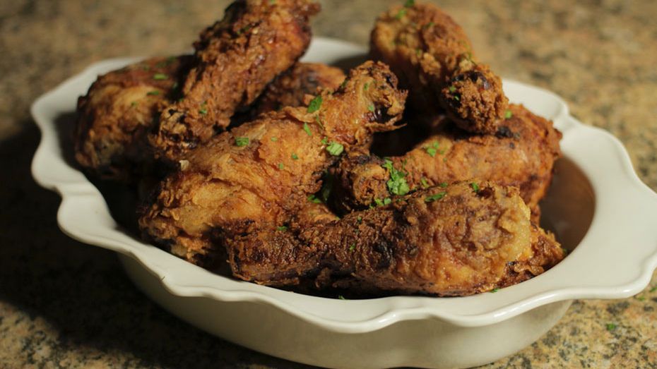 Podudzie z kurczaka smażone w cieście (mięso i skóra)