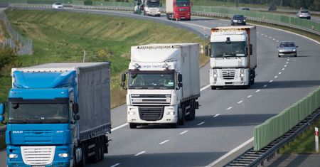 Kierowca zażądał 36 tys. zł za miesiąc pracy. Sprytnie to wyliczył