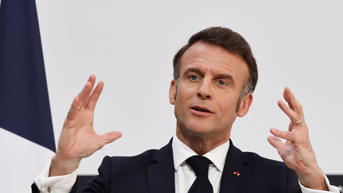 Macron chce wysłać "wojska reasekuracyjne" do Ukrainy