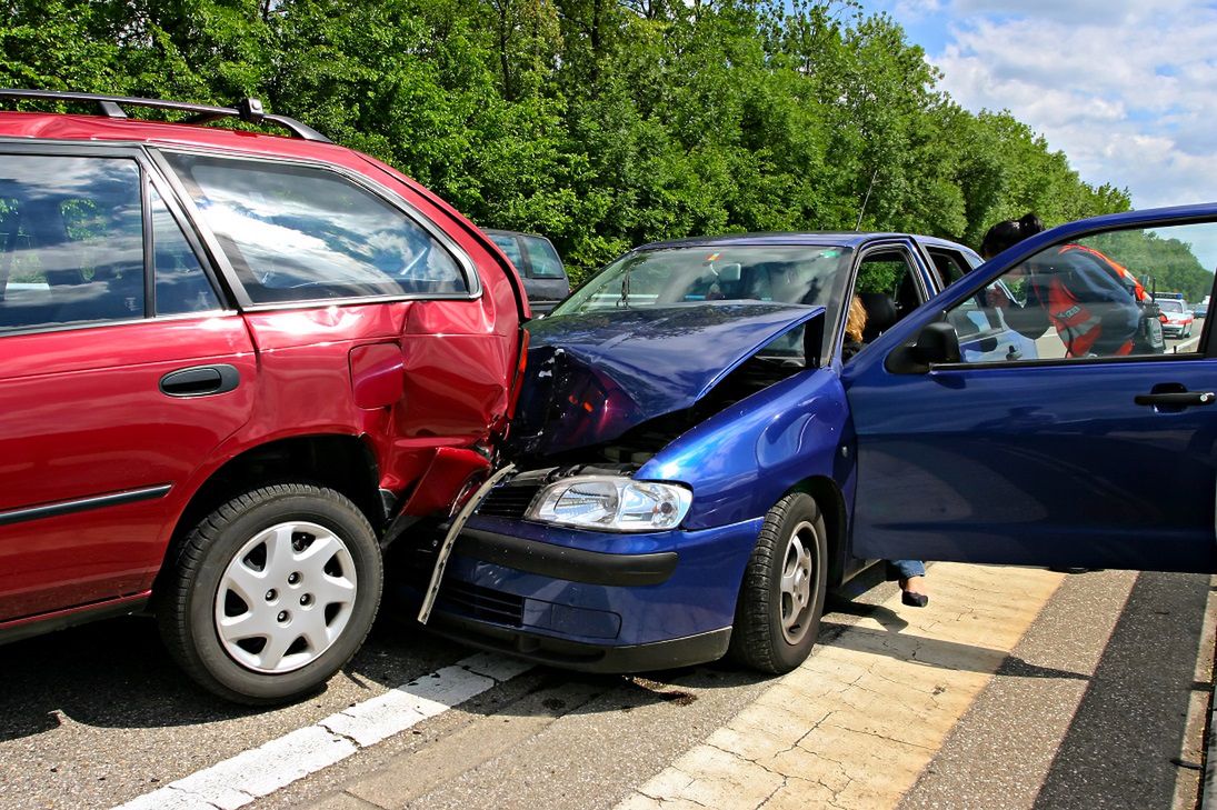 Wypadek nigdy nie jest miłym przeżyciem, ale gorzej, jeśli od wypłaty odszkodowania miga się ubezpieczyciel