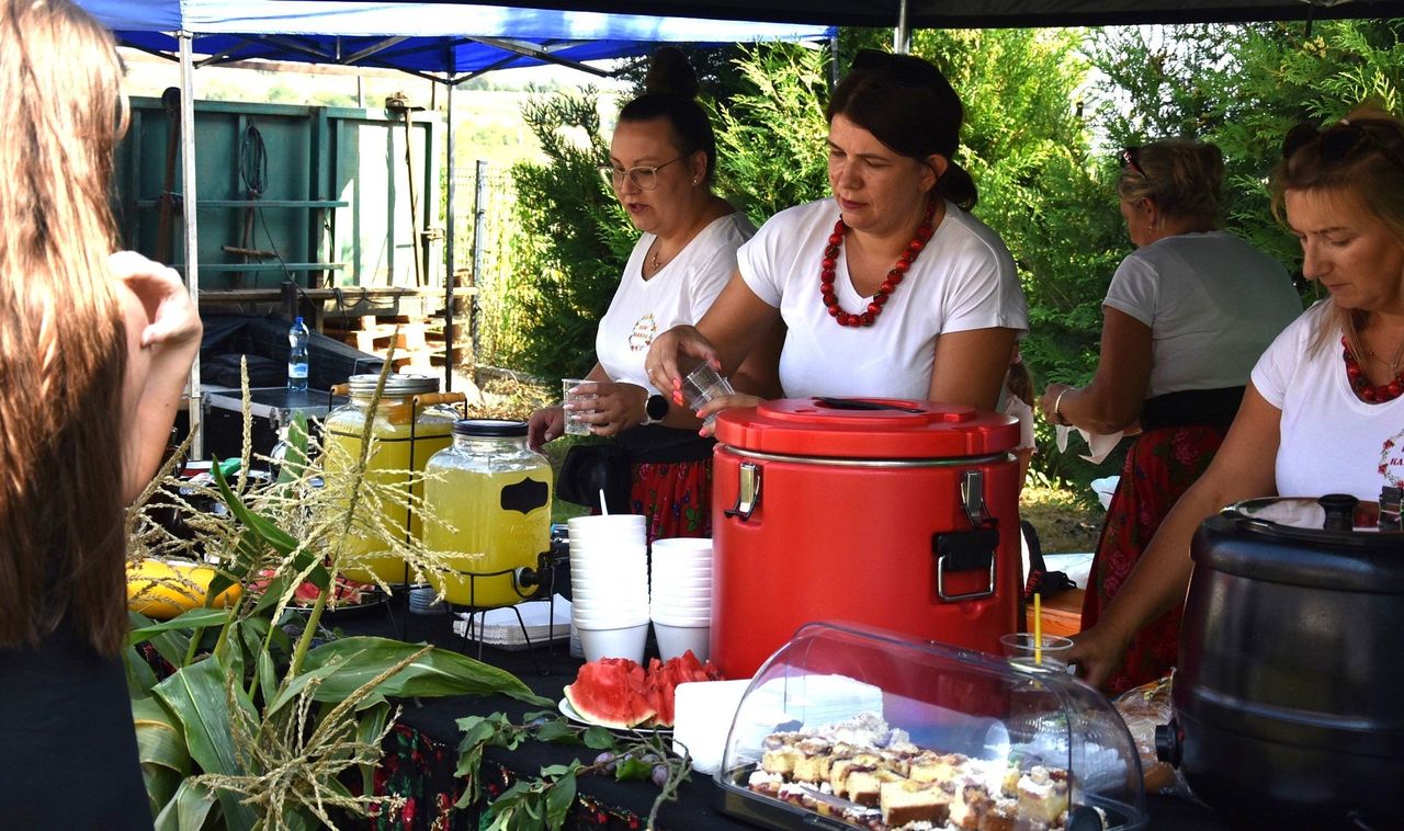 Karwin: Festiwal Kuchni Polowych. Panie gotowały jak dla żołnierzy