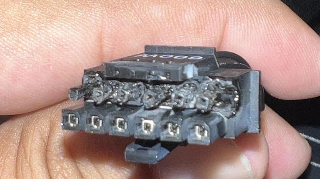 Stopiona wtyczka PCIe 5.0 (12VHPWR) z zasilacza be quiet! Dark Power 13 1000W