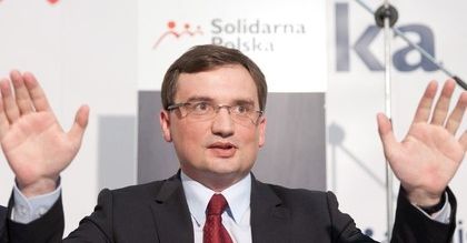 500 złotych na dziecko nie w przyszłym roku. Ziobro wycofuje się z obietnic?
