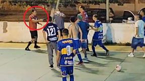 #dziejesiewsporcie: sędzia wyjął broń i wycelował w kierunku piłkarzy. Horror!