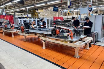 Będą produkować w Europie. Użyją fabryk Volvo